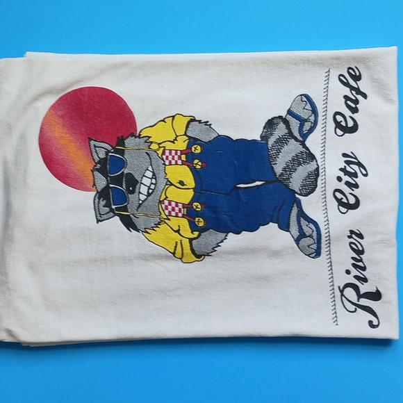 All Sport Other - Short sleeve VTG single stitch graphic Tee
